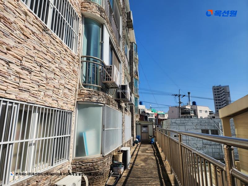 2025타경21721 부산광역시 금정구 금강로 461, 대흥빌라 가동 3층 301호 다세대(빌라) 경매 이미지