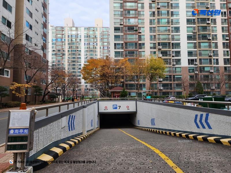 2024타경106513 부산광역시 해운대구 해운대로 428, 동부올림픽타운 104동 4층 402호 아파트[공급32평형] 경매 이미지