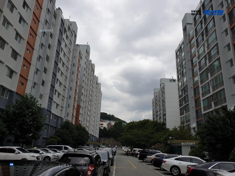2025타경5088 부산광역시 수영구 금련로43번길 32, 현대한누리타운 101동 12층 1203호 아파트[공급27평형] 경매 이미지