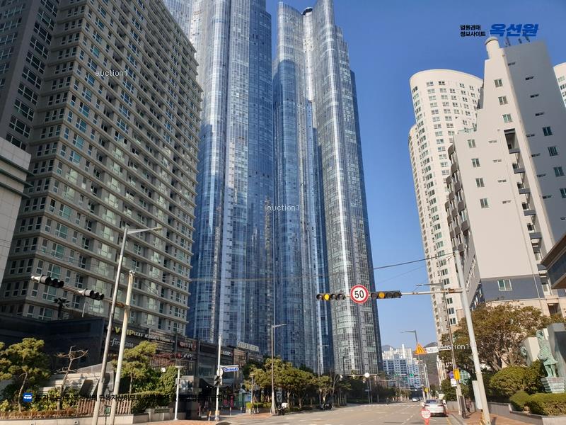 2024타경6958 부산광역시 해운대구 마린시티2로 33, 해운대두산위브더제니스 101동 43층 4301호 아파트[공급74평형] 경매 이미지