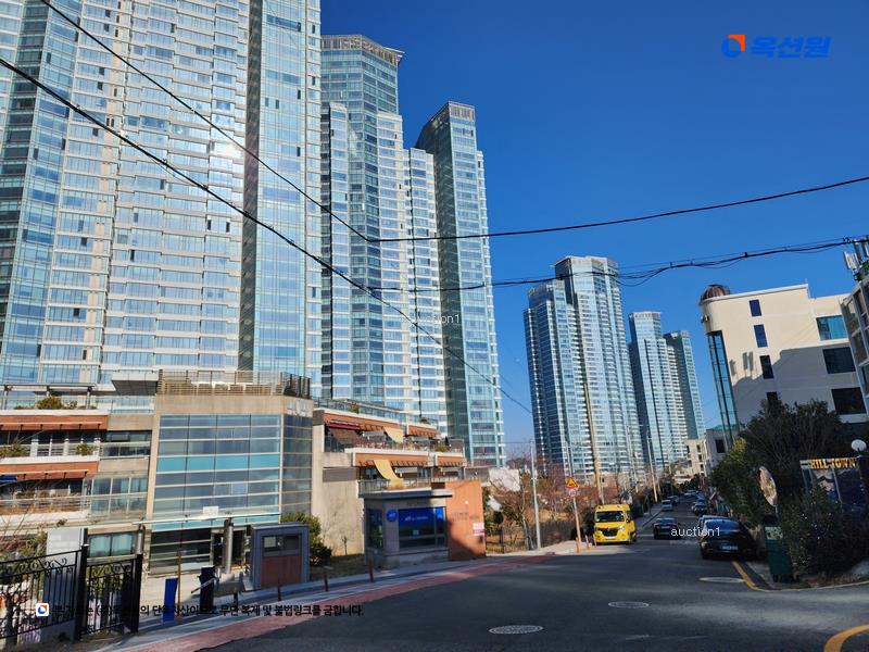 2025타경5206 부산광역시 해운대구 좌동순환로433번길 30, 해운대힐스테이트위브 티-105동 42층 4202호 아파트[공급47평형] 경매 이미지