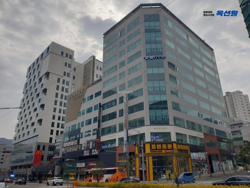 2024타경102795 부산광역시 기장군 정관읍 정관중앙로 45, 탑스퀘어 8층 816호 근린상가 경매 이미지
