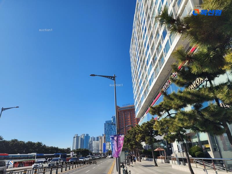 2025타경4515 부산광역시 해운대구 해운대해변로 257, 하버타운 10층 1001호 오피스텔[계약81평형] 경매 이미지