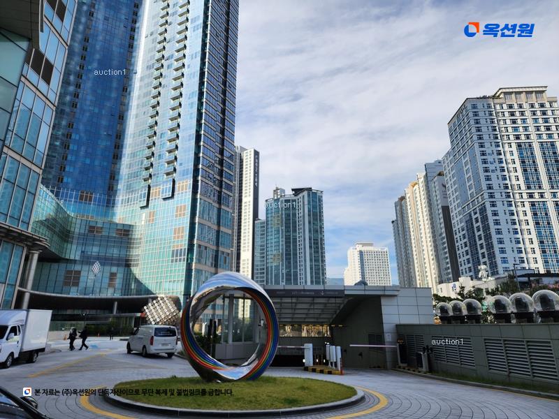 2025타경4970 부산광역시 해운대구 달맞이길 30, 엘시티 랜드마크타워동 92층 9203호 숙박(콘도등) 경매 이미지