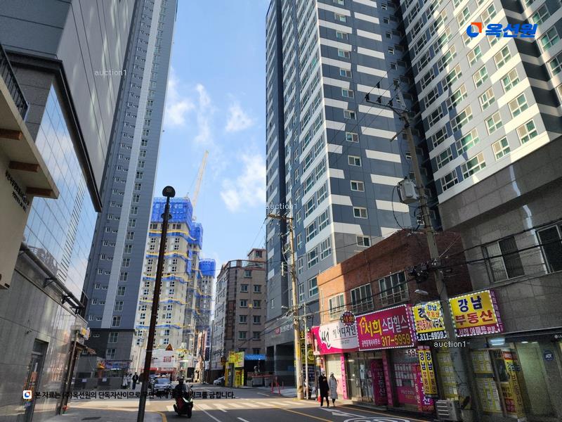 2024타경113388 부산광역시 사상구 사상로223번길 24, 사상역경보센트리안 20층 101동 2004호 오피스텔[계약28평형] 경매 이미지