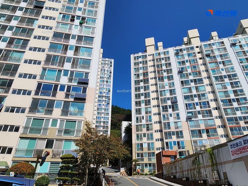 2025타경100242 부산광역시 사하구 하신중앙로 170부산광역시 사하구 하신중○○○○, 신평현대아파트 104동 15층 1503호신평현대○○ 아파트[공급29평형] 경매 이미지