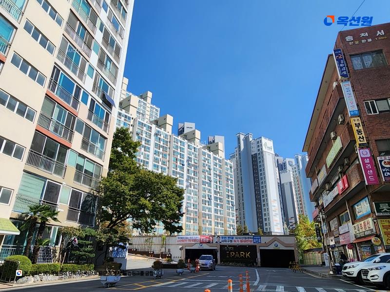 2025타경100242 부산광역시 사하구 하신중앙로 170부산광역시 사하구 하신중○○○○, 신평현대아파트 104동 15층 1503호신평현대○○ 아파트[공급29평형] 경매 이미지