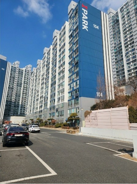 2025타경100242 부산광역시 사하구 하신중앙로 170부산광역시 사하구 하신중○○○○, 신평현대아파트 104동 15층 1503호신평현대○○ 아파트[공급29평형] 경매 이미지