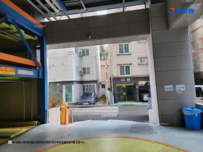 2024타경107499 부산광역시 사하구 동매로23번길 14, 크라운9 3층 303호 다세대(빌라)[공급18평형] 경매 이미지