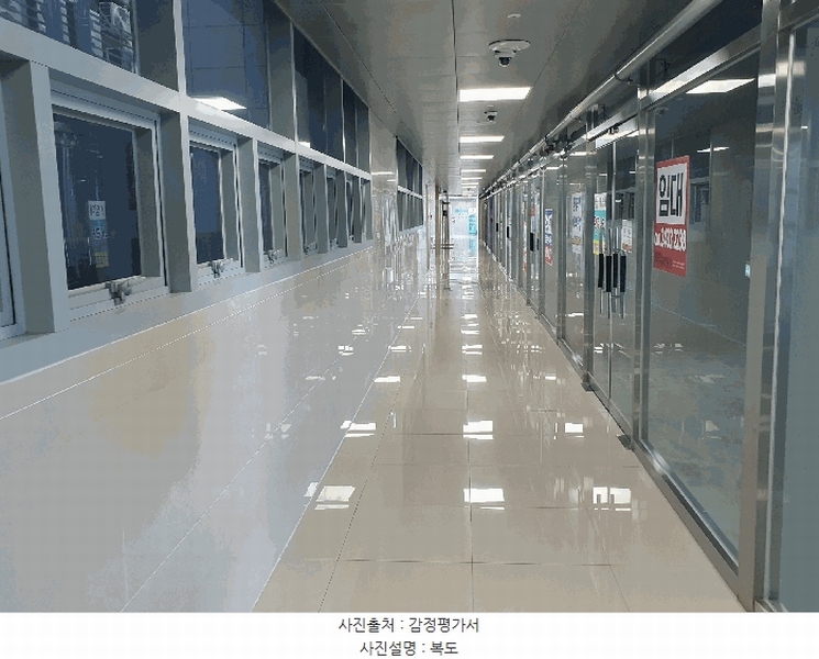 2025타경1338 부산광역시 강서구 명지국제8로10번길 38, 플러스시네마 1동 4층 421호 근린상가 경매 이미지