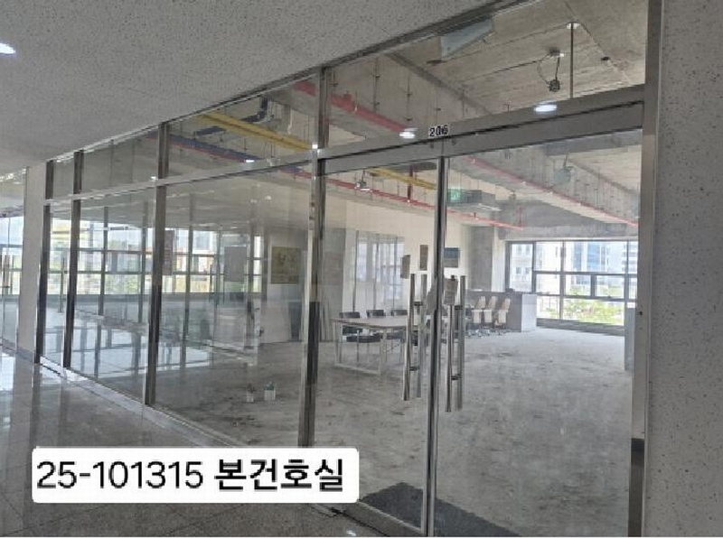 2025타경101315 부산광역시 강서구 명지국제1로 25, 우진메디컬프라자 2층 206호 근린상가 경매 이미지