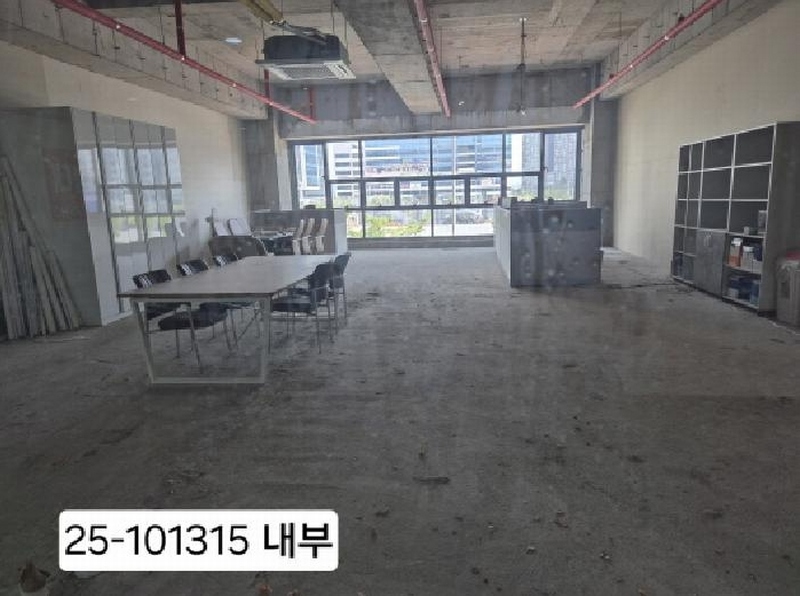 2025타경101315 부산광역시 강서구 명지국제1로 25, 우진메디컬프라자 2층 206호 근린상가 경매 이미지