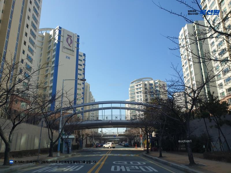 2025타경101543 부산광역시 강서구 명지오션시티10로 16, 영어도시퀸덤1차링컨타운 212동 4층 402호 아파트[공급39평형] 경매 이미지