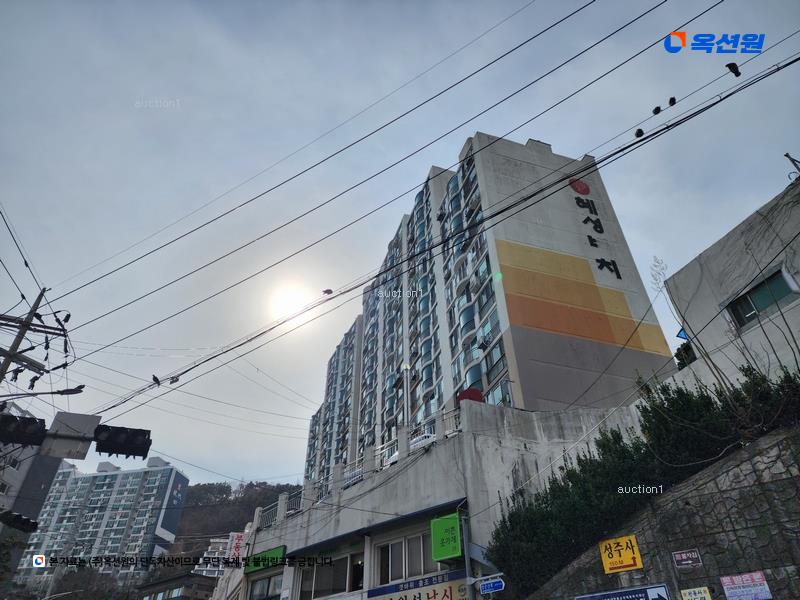 2025타경101561 부산광역시 서구 암남공원로 52, 송도혜성비치타운 1동 7층 812호 아파트[공급23평형] 경매 이미지
