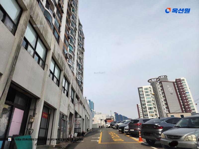 2025타경101561 부산광역시 서구 암남공원로 52, 송도혜성비치타운 1동 7층 812호 아파트[공급23평형] 경매 이미지