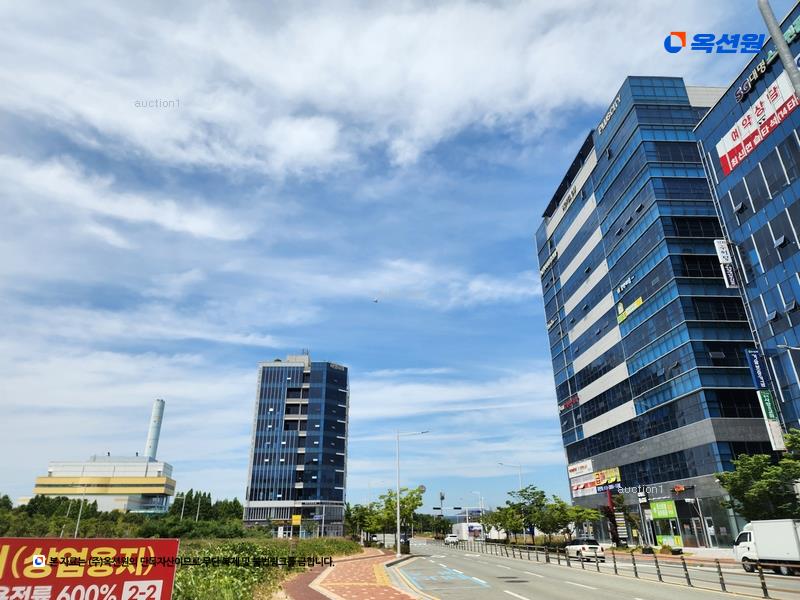 2025타경101770 부산광역시 강서구 명지국제6로 21, 플러스시티주건축물 1동 3층 301호 근린상가 경매 이미지