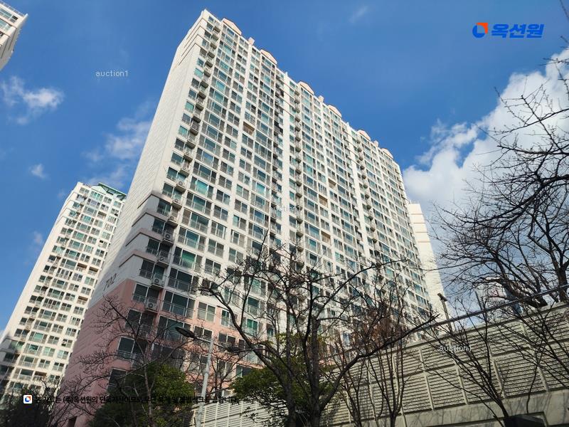 2025타경101822 부산광역시 북구 화명신도시로 39, 대림쌍용강변타운 702동 1층 102호 아파트[공급32평형] 경매 이미지