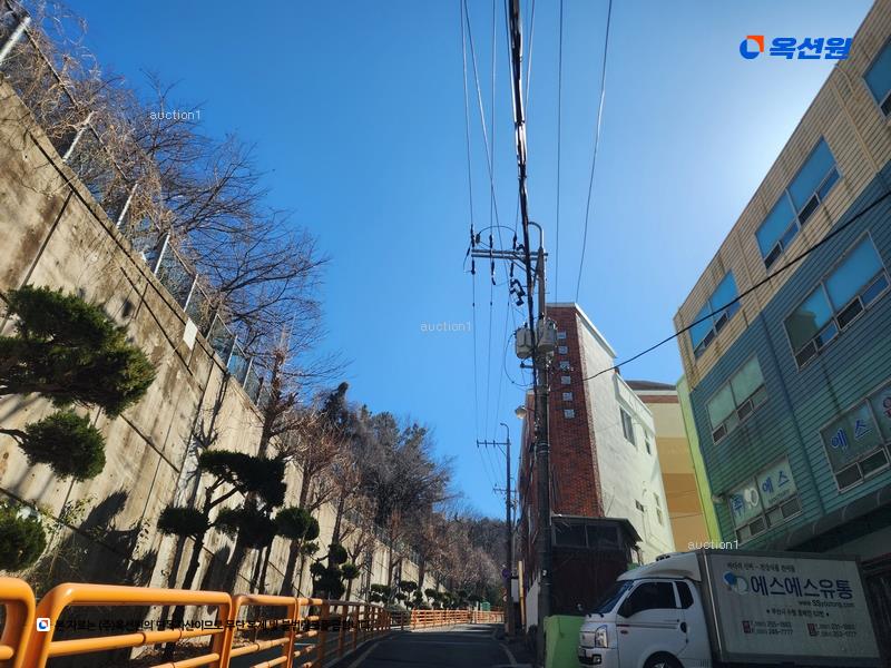 2024타경113371 부산광역시 사하구 다대로135번길 30-16, 신평하람빌라 2층 202호 다세대(빌라)[공급25평형] 경매 이미지