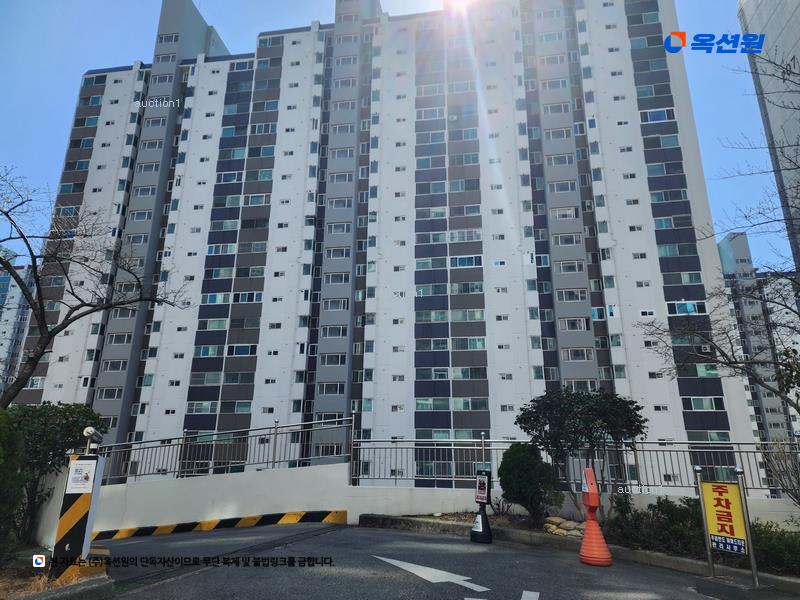 2025타경101704 부산광역시 사상구 백양대로 372-22, 반도보라매머드타운 105,106동 9층 106-905호 아파트[공급23평형] 경매 이미지