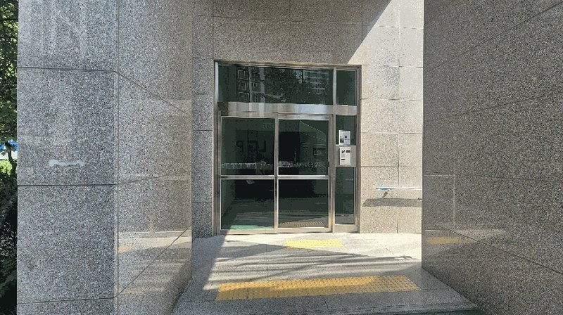 2025타경101787 부산광역시 강서구 과학산단2로20번길 69, 지사금강펜테리움 107동 17층 1702호 아파트[공급26평형] 경매 이미지