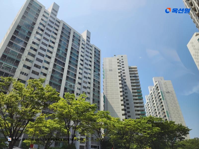 2025타경101837 부산광역시 북구 학사로17번길 31부산광역시 북구 학사로17○○○○, 수정강변타운 108동 1층 101호수정강변○○ 아파트[공급34평형] 경매 이미지