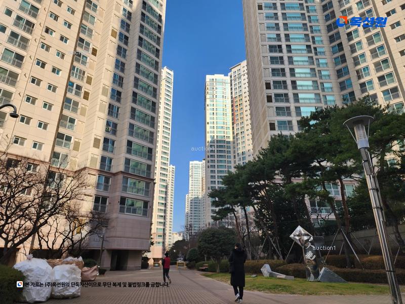 2025타경102014 부산광역시 북구 금곡대로 166, 화명롯데캐슬카이저 604동 17층 1703호 아파트[공급53평형] 경매 이미지