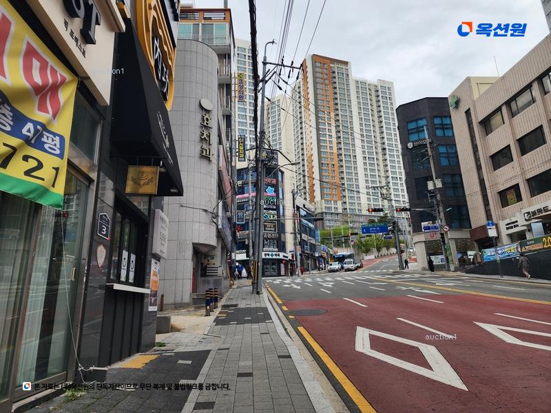 2024타경104827 부산광역시 북구 만덕1로 3, 금정산드림타워 7층 702호 다세대(빌라)[공급22평형] 경매 이미지