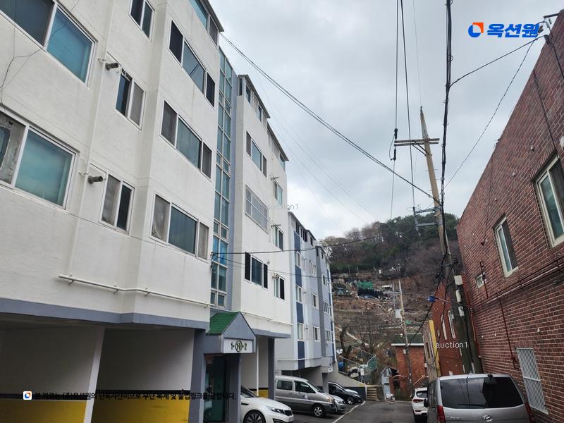 2024타경105615 부산광역시 사하구 오작로76번길 28, 세이프빌 에이동 2층 301호 다세대(빌라) 경매 이미지