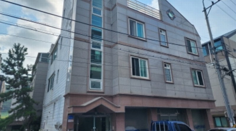 2024타경7156 울산광역시 울주군 범서읍 구영리 129-3 근린주택 경매 이미지
