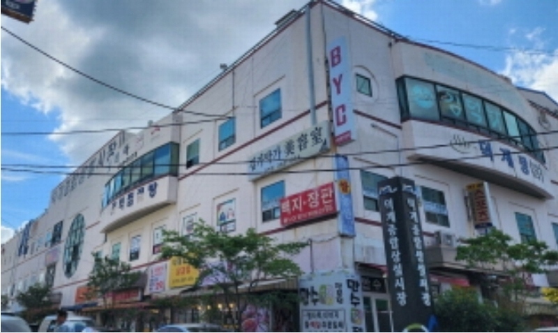 2024타경113143 경상남도 양산시 덕계2길 7, 덕계종합상설시장 3층 3008호 근린상가 경매 이미지