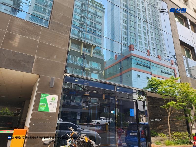 2024타경106886 울산광역시 남구 봉월로82번길 46, 더렉스 7층 702호 오피스텔[계약30평형] 경매 이미지