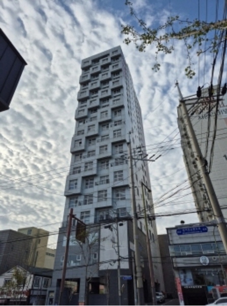 2024타경9077 울산광역시 동구 번덕6길 3, 센트럴나인 20층 2007호 오피스텔[계약14평형] 경매 이미지