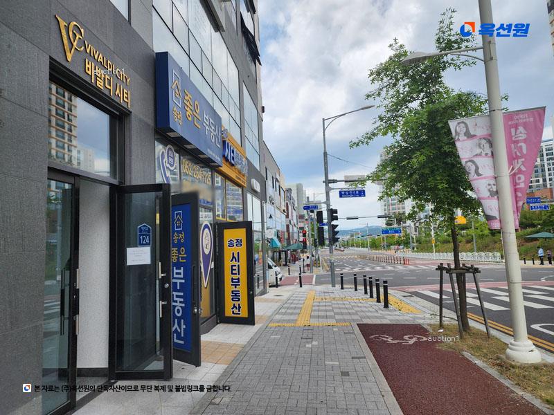 2025타경11757 울산광역시 북구 박상진2로 124, 비발디시티 1층 102호 근린상가 경매 이미지
