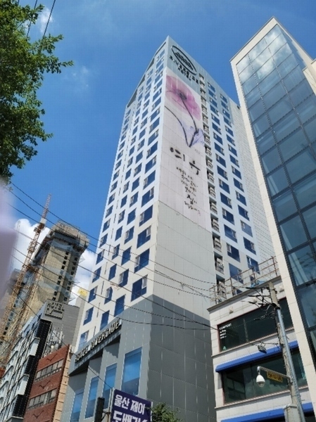 2023타경7098 울산광역시 중구 젊음의거리 20, 울산호텔리버사이드 2층 4호 근린상가 경매 이미지
