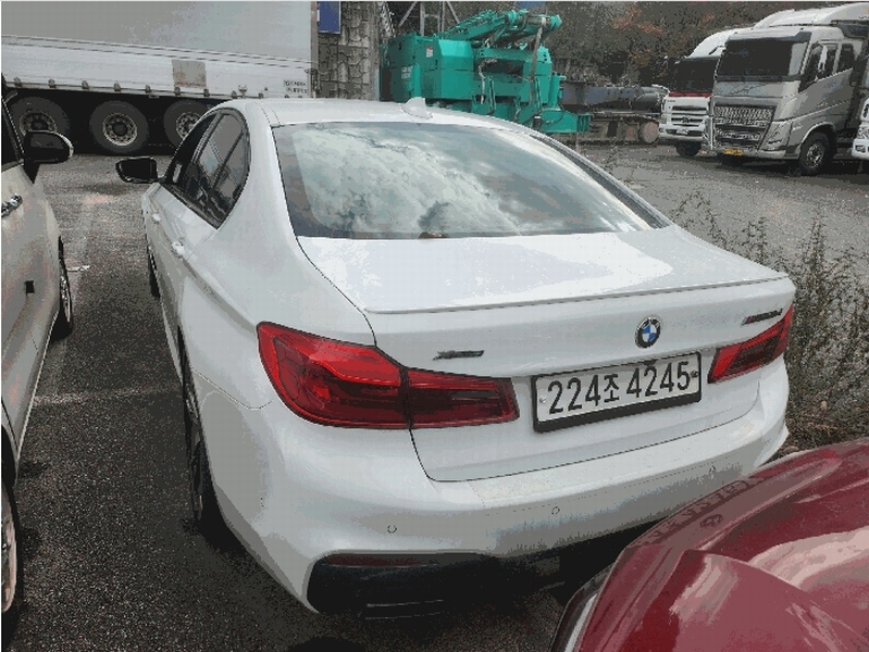 2025타경12751 경상남도 양산시 호계동 1101, 이든컴퍼니 주차장 내 BMW M550d xDrive 경매 이미지