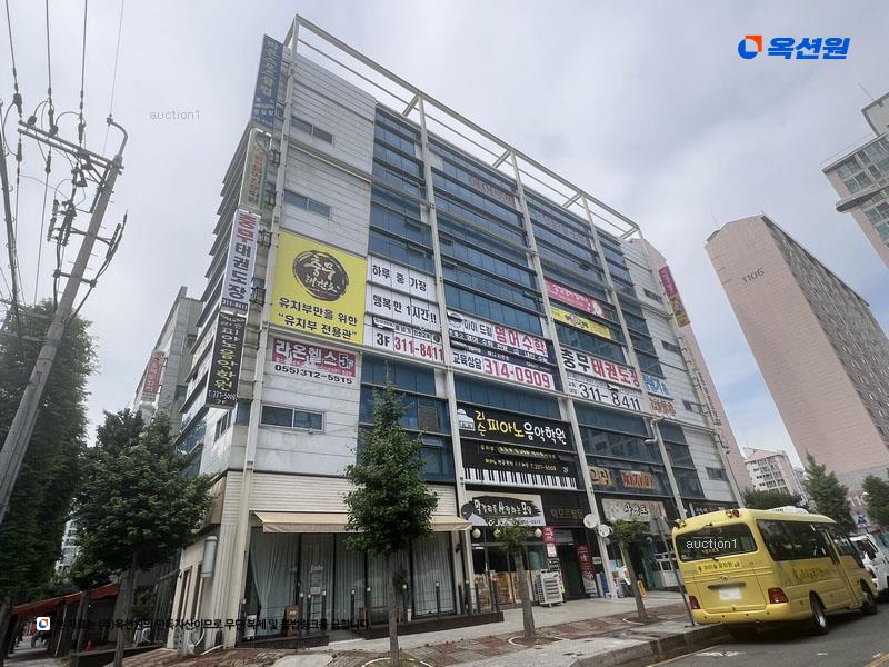 2024타경105702 경상남도 김해시 월산로 111-73, 아모르빌딩 5층 501호 근린상가 경매 이미지