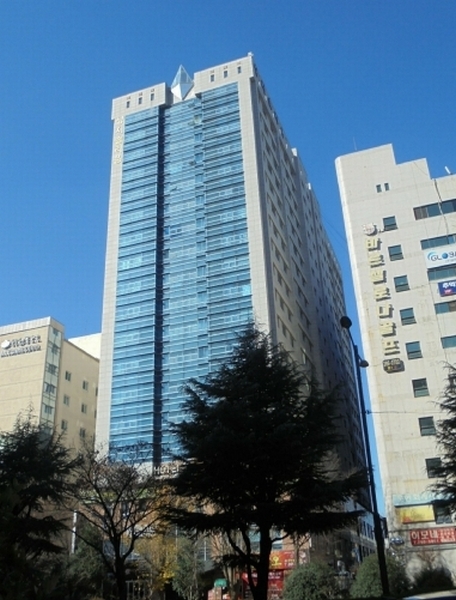 2024타경116498 경상남도 창원시 성산구 중앙대로 75, 상지솔리움 3층 306호 근린상가 경매 이미지