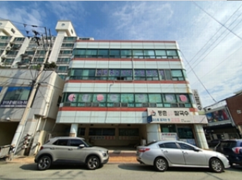 2024타경111813 경상남도 창원시 진해구 송학동 19-1 근린시설 경매 이미지