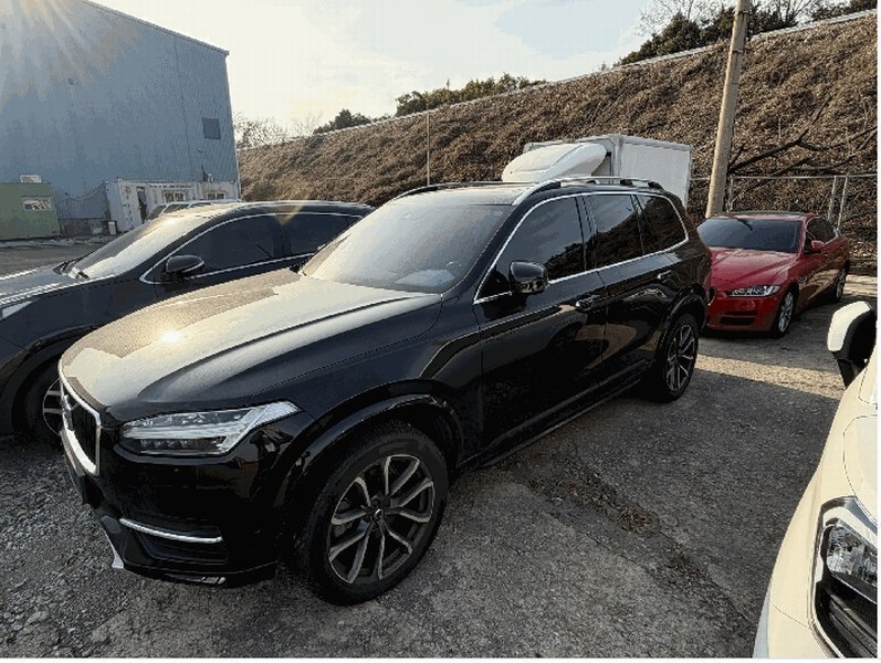 2025타경12275 경상남도 창원시 성산구 대원동 83, 원종합물류 내 볼보 XC90D 5 AWD 경매 이미지