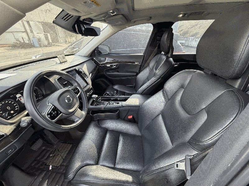 2025타경12275 경상남도 창원시 성산구 대원동 83, 원종합물류 내 볼보 XC90D 5 AWD 경매 이미지