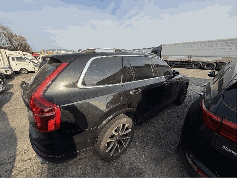2025타경12275 경상남도 창원시 성산구 대원동 83, 원종합물류 내 볼보 XC90D 5 AWD 경매 이미지