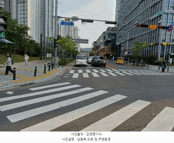 2025타경11475 경상남도 창원시 의창구 중동중앙로 47, 어반브릭스 스튜디오스트리트몰동 1층 1076호 근린상가 경매 이미지