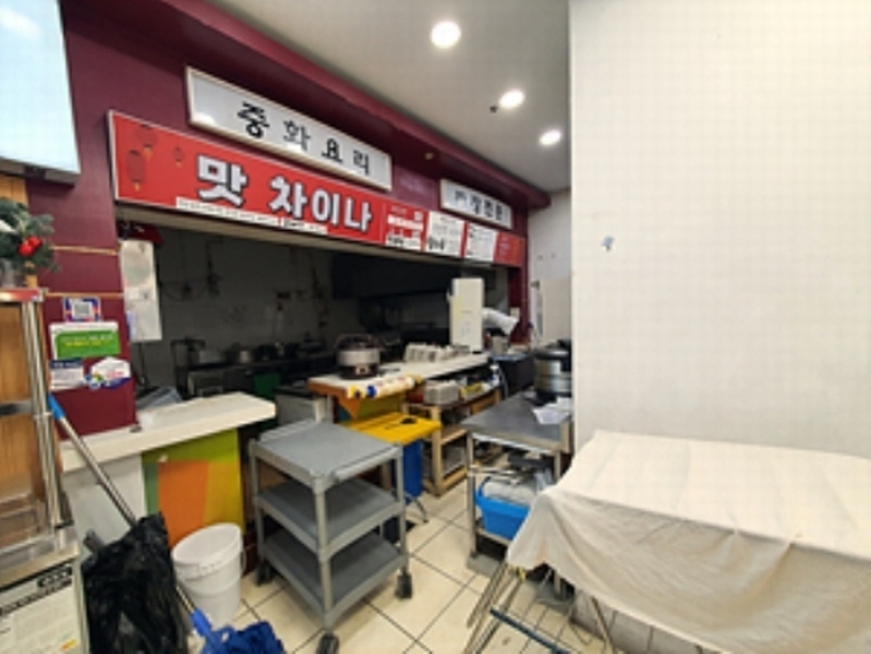 2024타경722 경상남도 창원시 진해구 진해대로 762, 진해미래쇼핑센터 1층 163-21호외1개호 근린상가 경매 이미지