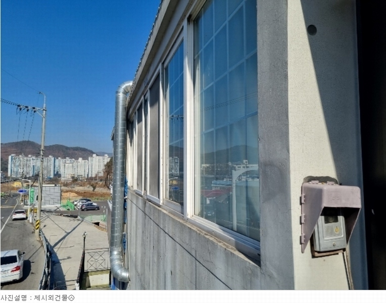 2023타경46 경상남도 창원시 마산회원구 내서읍 신감리 1323-3 근린주택 경매 이미지