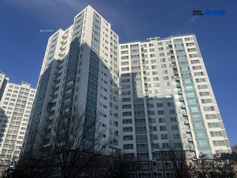 2025타경20800 경상남도 창원시 마산합포구 노산서18길 142, 무학산벽산블루밍아파트2단지 205동 1층 103호 아파트 경매 이미지