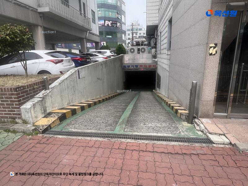 2025타경20568 경상남도 창원시 마산회원구 내서읍 광려천서로 57, 광림빌딩 8층 801호외1개호 근린상가 경매 이미지