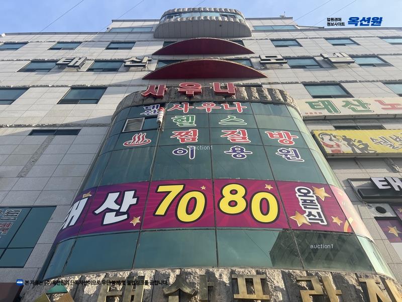 2024타경105061 경상남도 창원시 마산회원구 내서읍 중리상곡로 90, 태산프라자 3층 301호외2개호 근린상가 경매 이미지