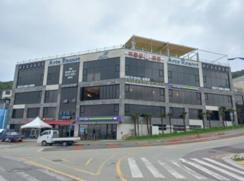 2024타경35301 경상남도 사천시 해안관광로 109-10, 아르떼리조트 49(본관동)동 2층 202호 숙박(콘도등) 경매 이미지
