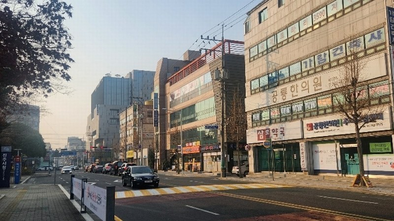 2025타경30235 경상남도 진주시 솔밭로 121, 구분건물 2층 201호 근린상가 경매 이미지