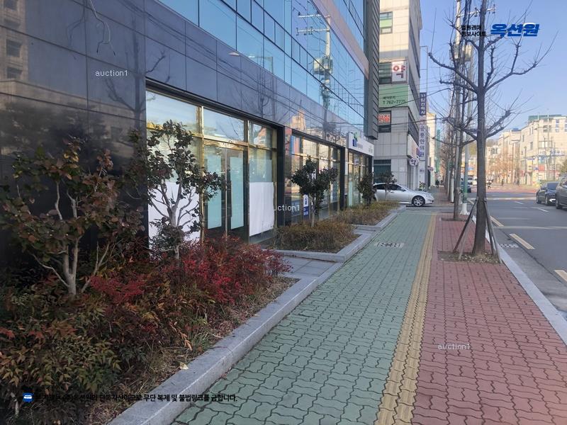 2025타경30235 경상남도 진주시 솔밭로 121, 구분건물 2층 201호 근린상가 경매 이미지